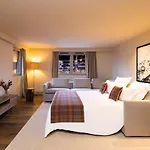 Les De La Potiniere 5*