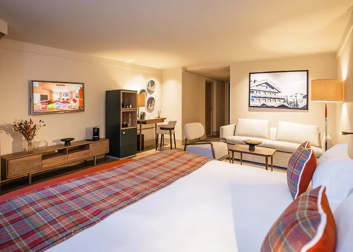 彭蒂涅尔套房酒店 谷雪维尔