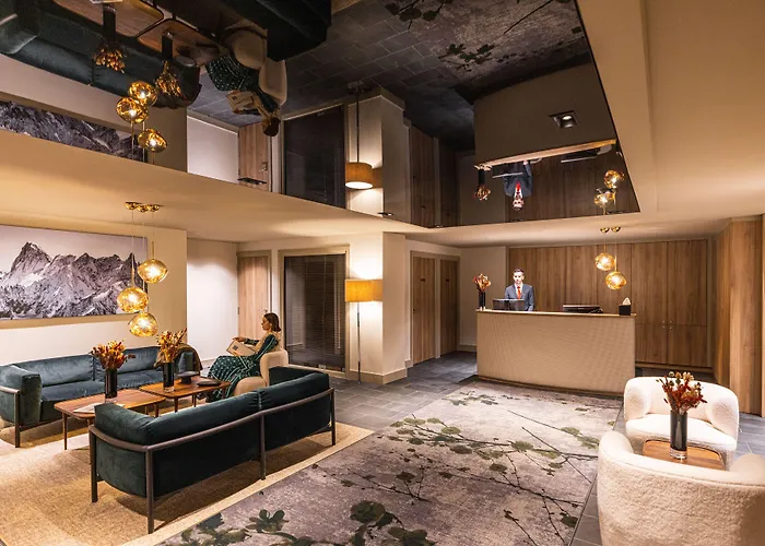 彭蒂涅尔套房酒店 谷雪维尔