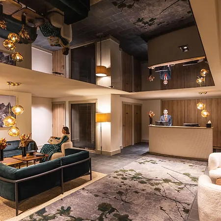 彭蒂涅尔套房酒店 谷雪维尔