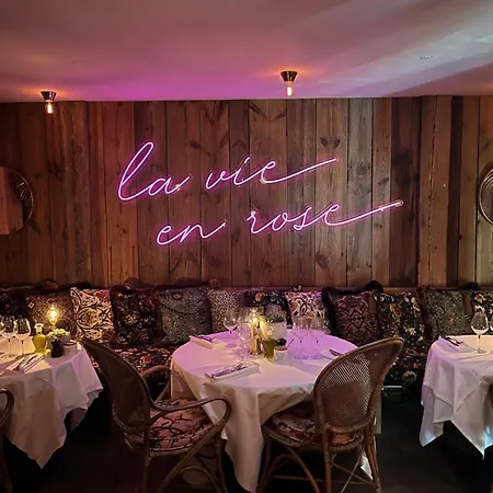 Les De La Potiniere Hotell