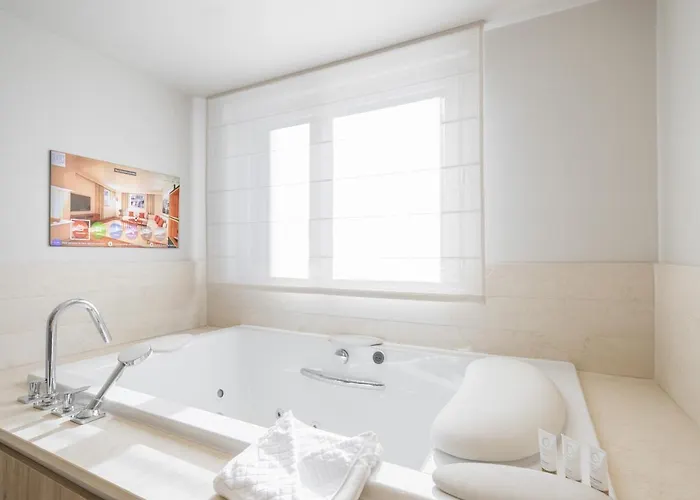 Les De La Potiniere Hotell