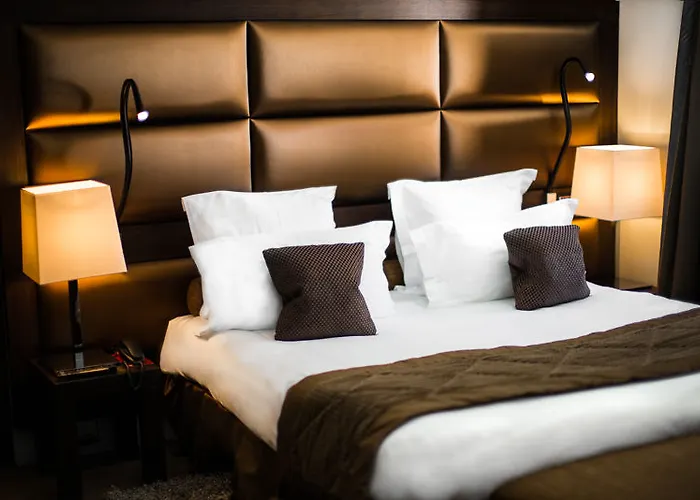 Les De La Potiniere Hotell 5*