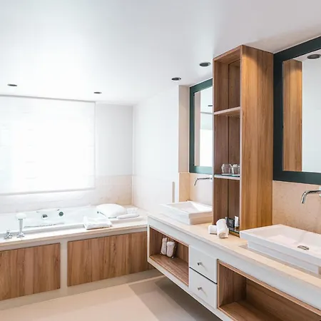 Hotell Les De La Potiniere 5*