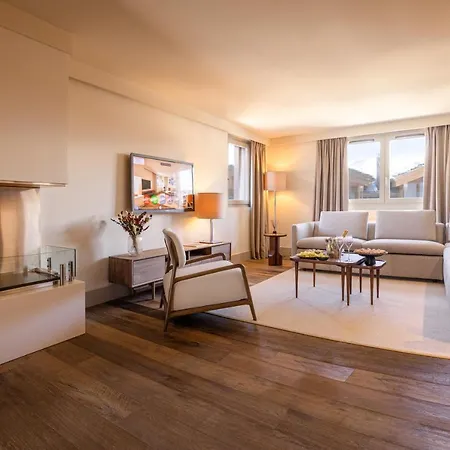 Les De La Potiniere Hotell